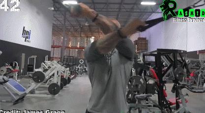 头大肩膀窄怎么办,肩膀窄显头大怎么变宽