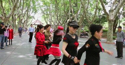 初学广场舞的诀窍是什么呀,广场舞大妈初学阶段