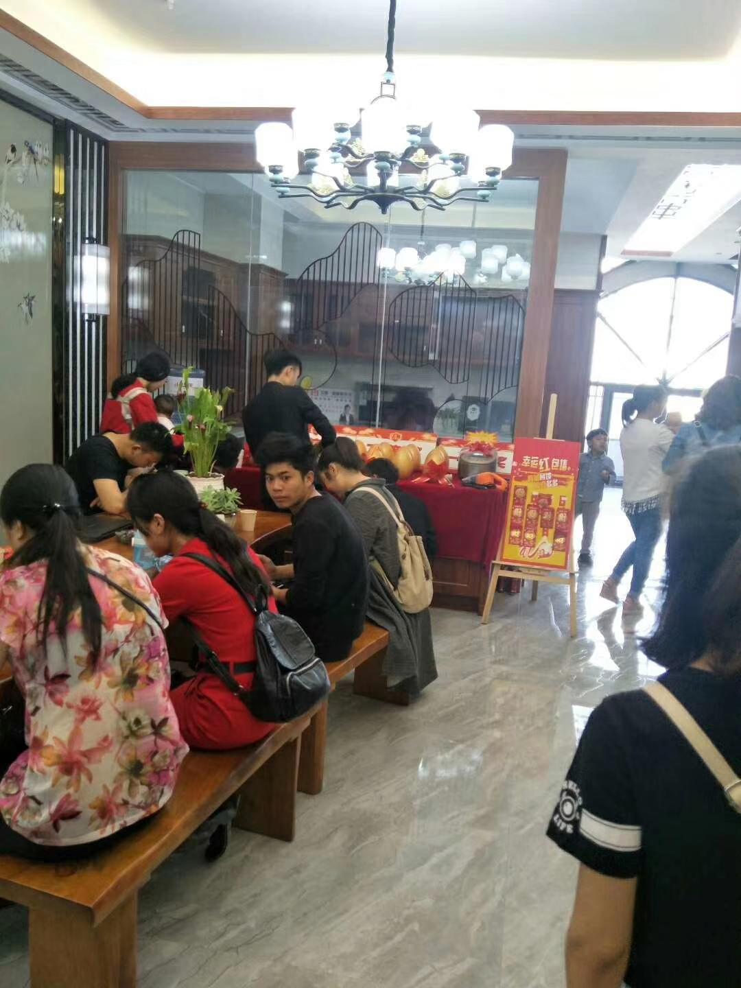 兴义豪车接送客户？这家装修公司火在哪里？