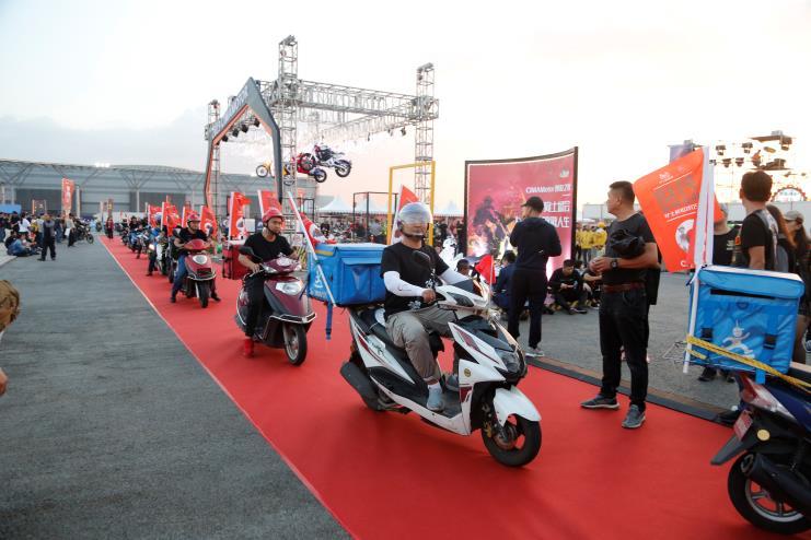 重庆摩博会摩托车一起出发视频,摩托车展2023重庆摩展攻略