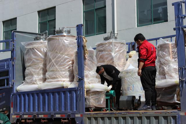 自酿啤酒家用设备推荐,一套自酿啤酒设备大概多少钱