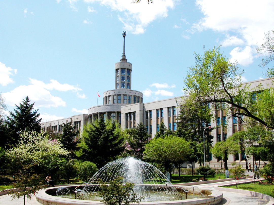 哈尔滨升学率前三的学校,哈尔滨什么大学值得报考