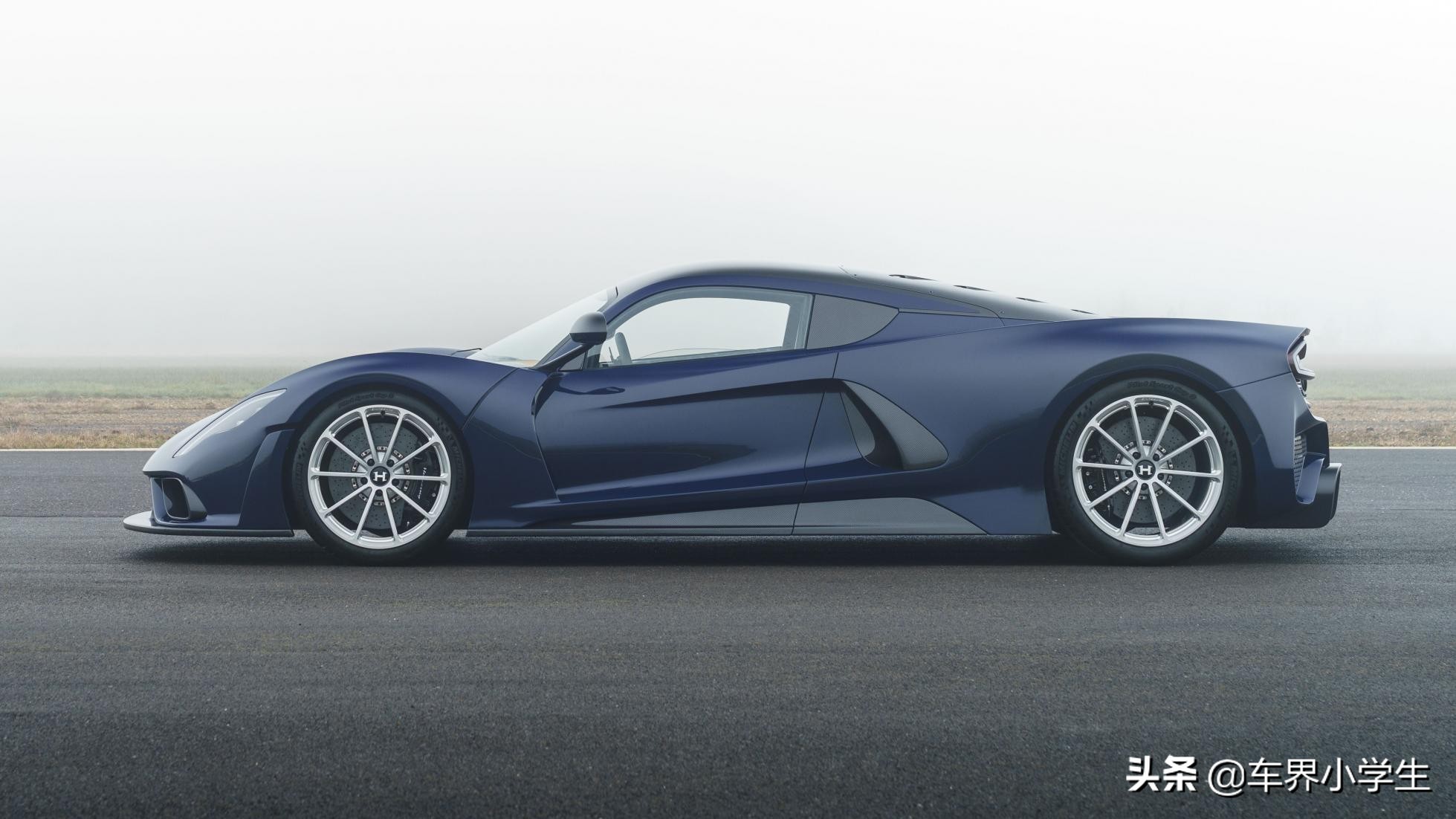 柯尼塞格布加迪速度,柯尼塞格巅峰极速和布加迪