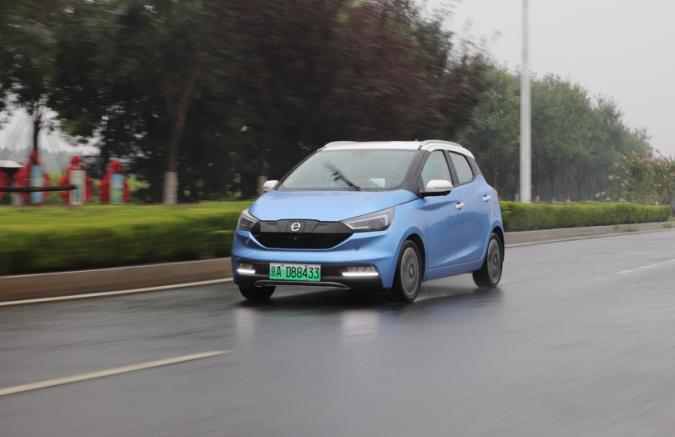 车虽小五脏俱全,江铃易至ev3的320里程真实续航实测