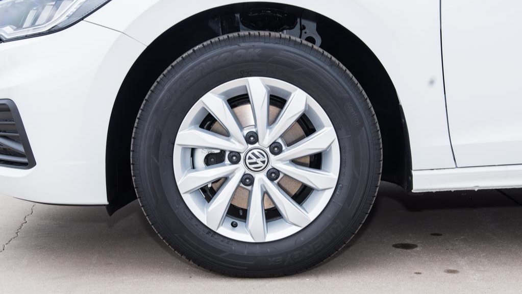 2020款新宝来手动时尚价格表,新宝来1.5自动时尚版落地价