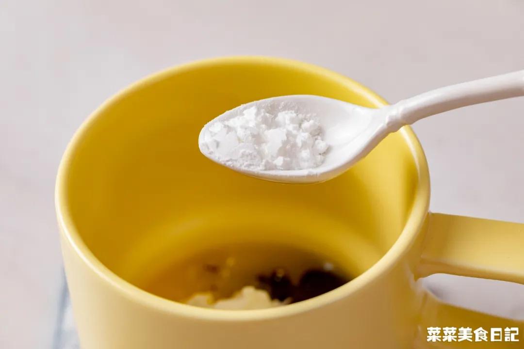 上班族午饭微波炉加热,微波炉解决一日三餐