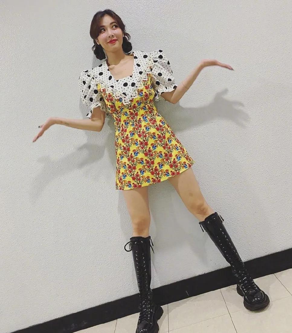 古力娜扎深v蓝色礼服和鞠婧祎,娜扎和鞠婧祎