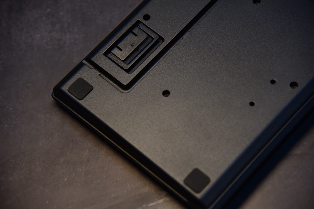 razer雷蛇萨诺狼蛛v2幻彩背光,游戏膜测评安卓