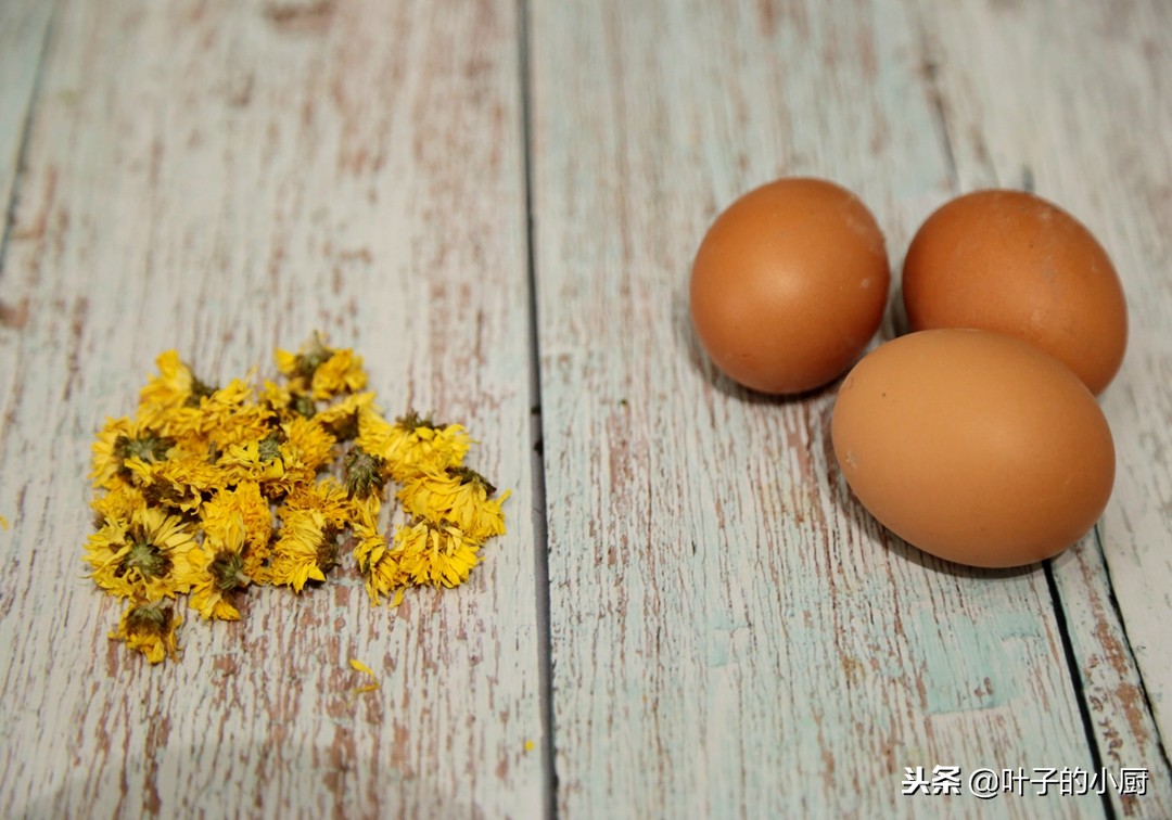 小孩吃的煎鸡蛋怎么做好吃,妈妈做的煎鸡蛋太好吃