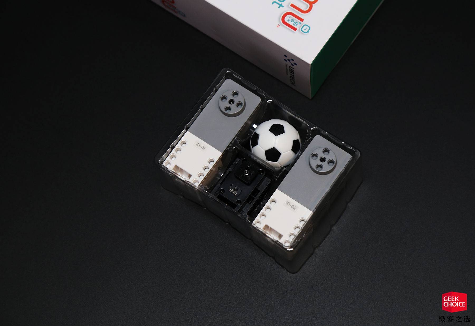 踢足球的机器人有多厉害,足球射球机器人