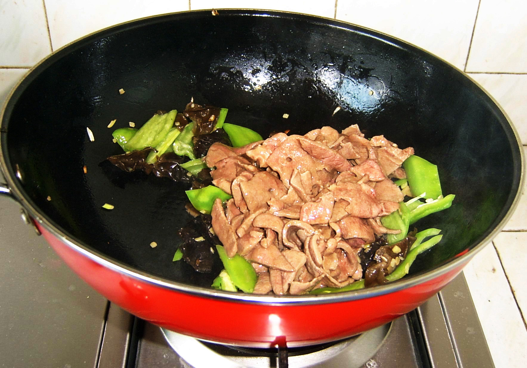 吃维c能提高免疫力对抗甲流吗,维生素A主要是有哪些功效