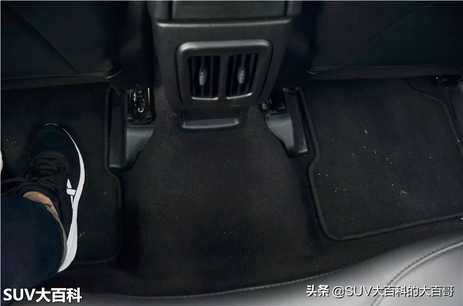 15款jeep指南者新车多少钱,15jeep指南者2.0落地多少