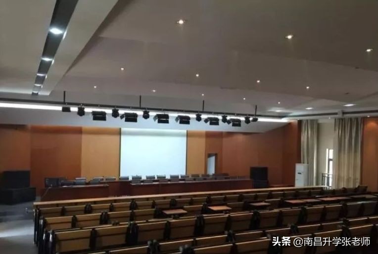 南昌二中和心远学校哪个好,南昌心远立德高中