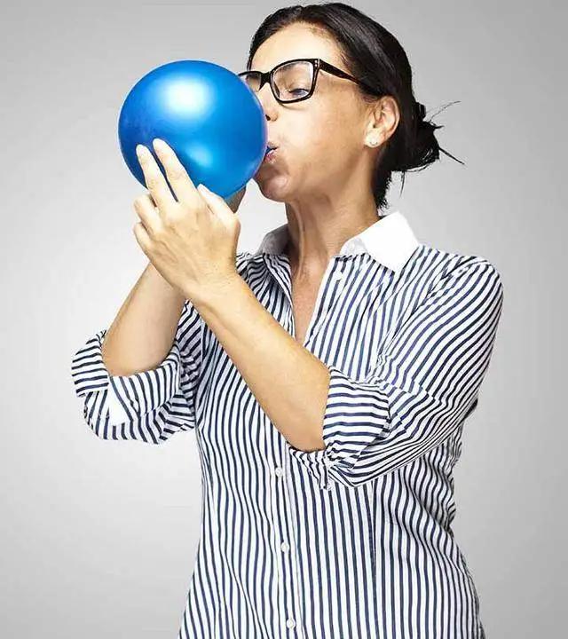 跑步和吸气哪个练肺活量好,练肺活量跑步多少速度最好