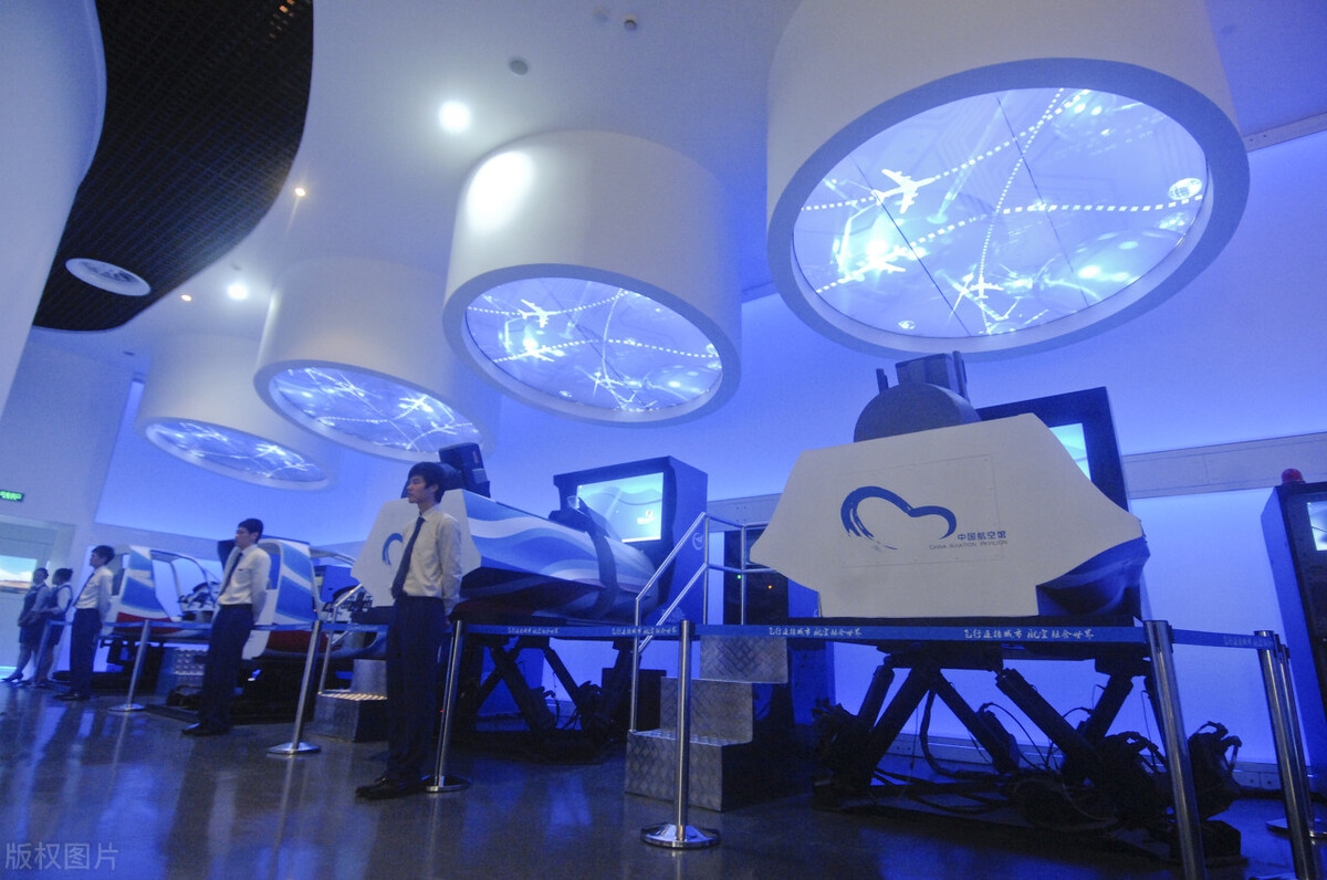 变幻的指甲（散文）