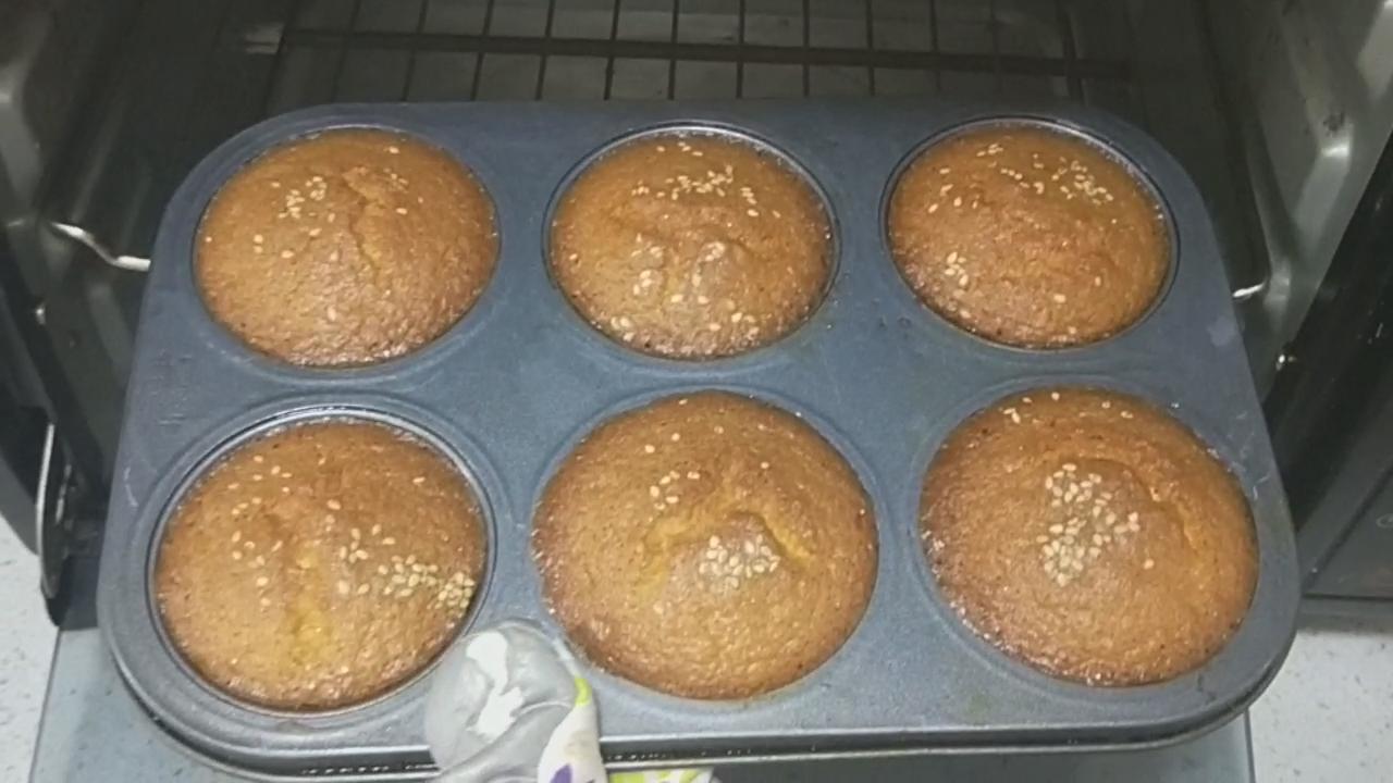 老式无糖鸡蛋糕教学视频,无水无油老式鸡蛋糕的做法