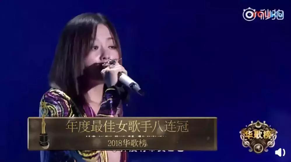 鑺掓灉鍙版崸绾㈠灏戜汉,鑺掓灉鍙版崸绾簡杩欎箞澶氫汉