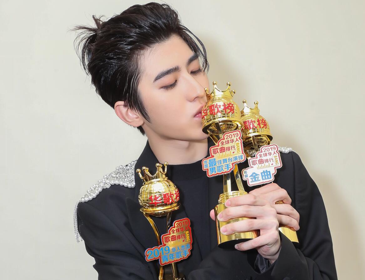 蔡徐坤新歌回应黑粉,蔡徐坤新歌的歌词是否有深意