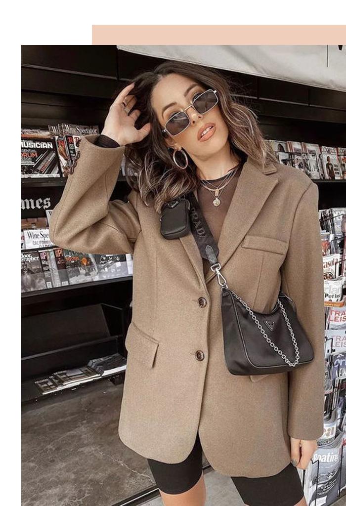 包包怎么斜挎背好看,大号包包怎么背出时尚感