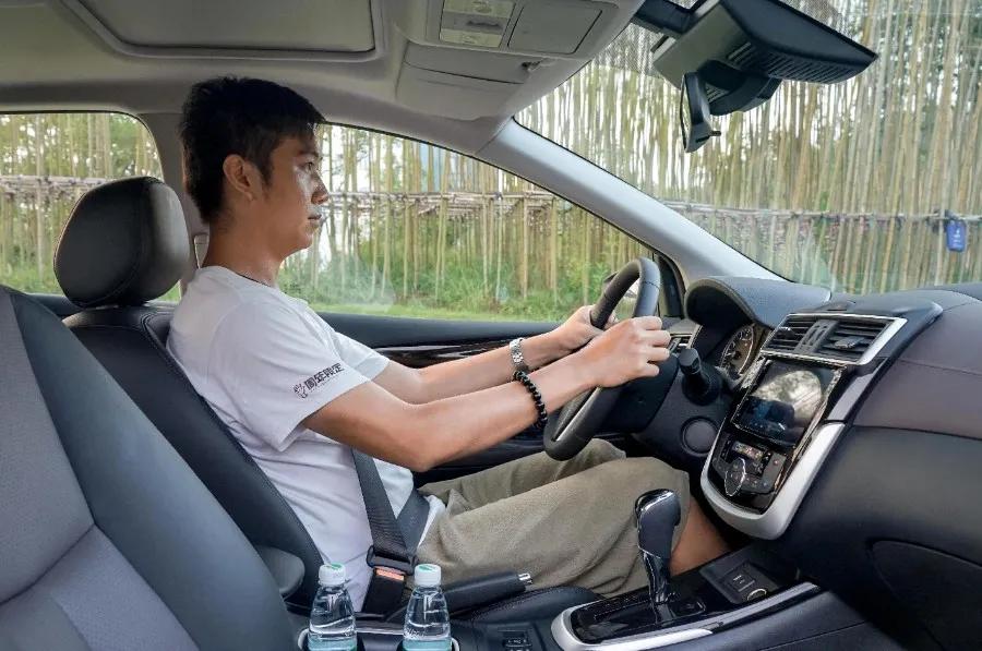 日产骐达试驾:新款上市增配喜人,家用很实在