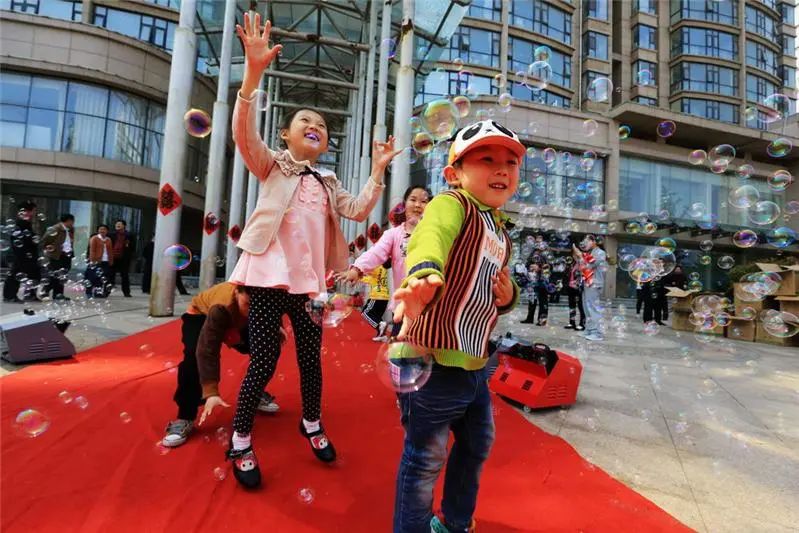 孕妇参加婚礼真的对新人不好吗,孕妇参加婚礼会对孕妇不好吗