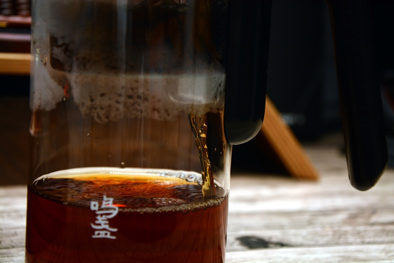 鸣盏飘逸壶评测,鸣盏飘逸壶测评