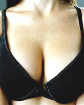 吃什么对胸部饱满有帮助,胸部保养十大秘诀