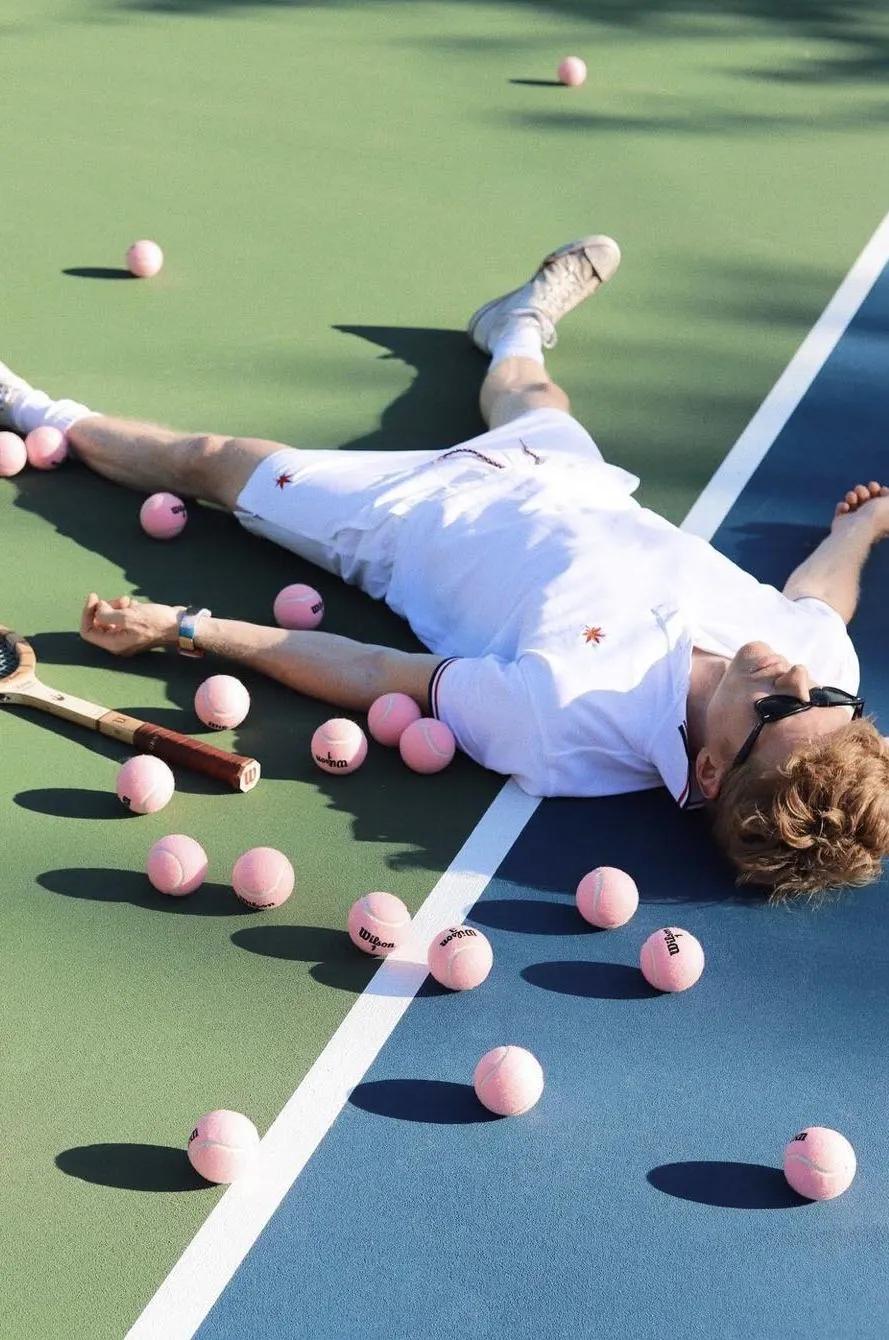 瑜伽服后面的球,瑜伽服后面蝴蝶结