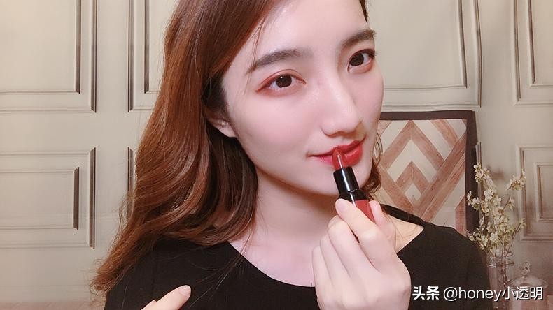 哪种口红日常百搭提气色,显白提气色的口红排行榜