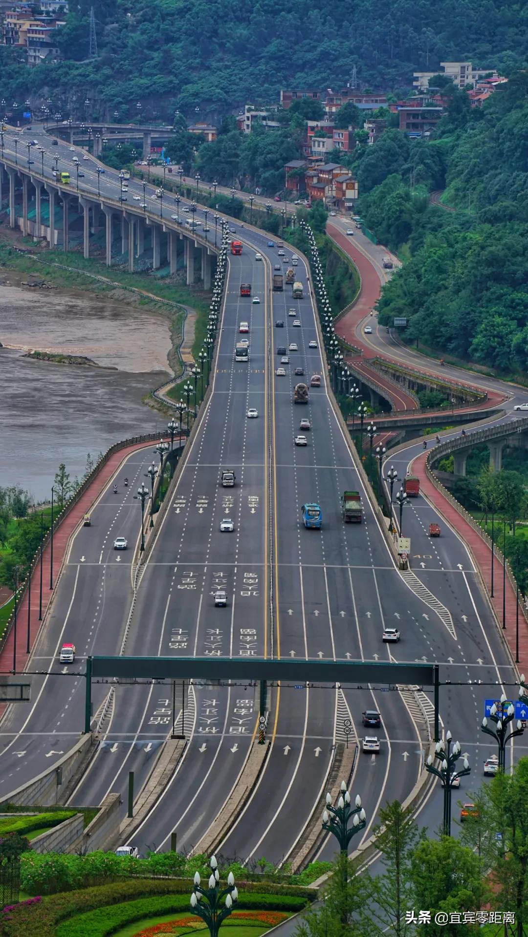 好热闹广场舞,宜宾好热闹的广场