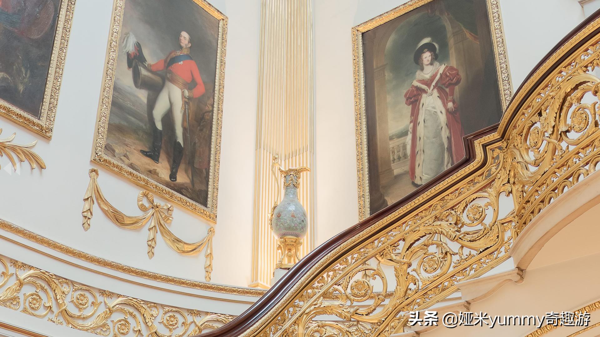 白金汉宫是女王的宫殿吗,伊丽莎白二世白金汉宫阳台