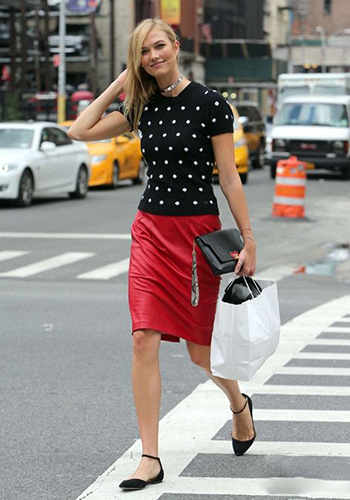 想要帅气又时髦皮裙是最好的选择,皮裙怎么穿更时髦