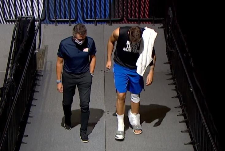 东契奇暖心一幕,东契奇暖心瞬间