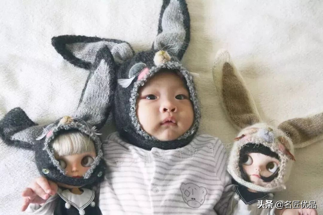 怎么用不要的衣服给玩偶做裙子,怎么给小玩偶做好看的小裙子