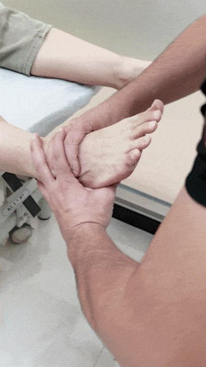 踝关节扭伤脱位手法复位视频,踝关节扭伤手法复位多久可以运动