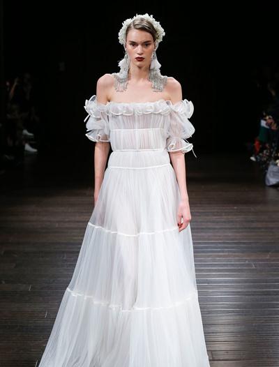 参加婚礼气质大气穿搭,参加婚礼这样穿漂亮大方又气质