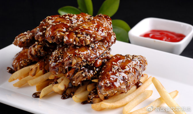 吴中中专|食堂推出“称重自助餐”，专治浪费这个坏习惯