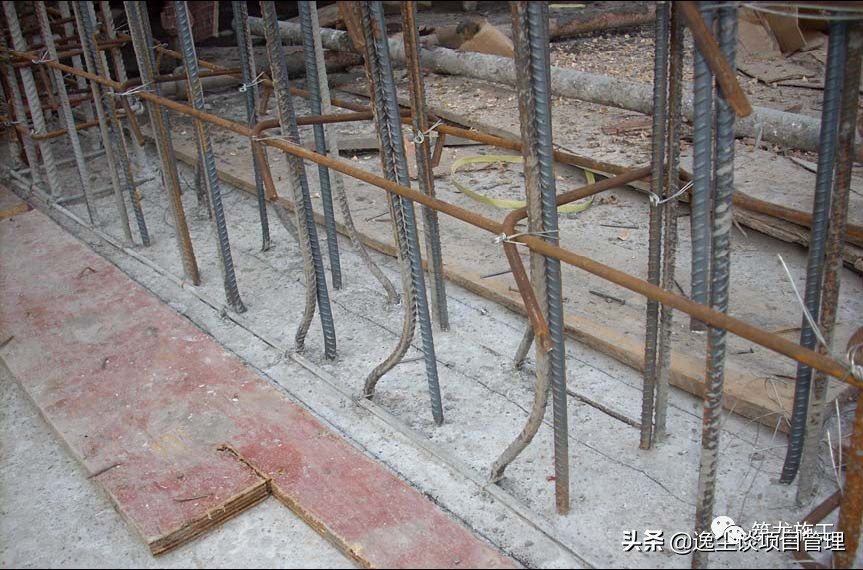 施工现场钢筋安装绑扎通病案例,钢筋质量通病基础知识培训讲义