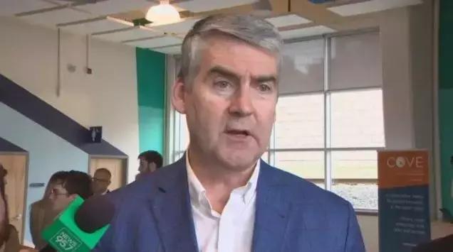 心酸：“看个医生要排队2年，我被活活拖成癌症晚期”