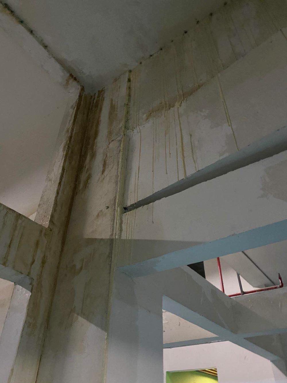 中海锦江城漏水,成都中海锦江城屋顶漏水