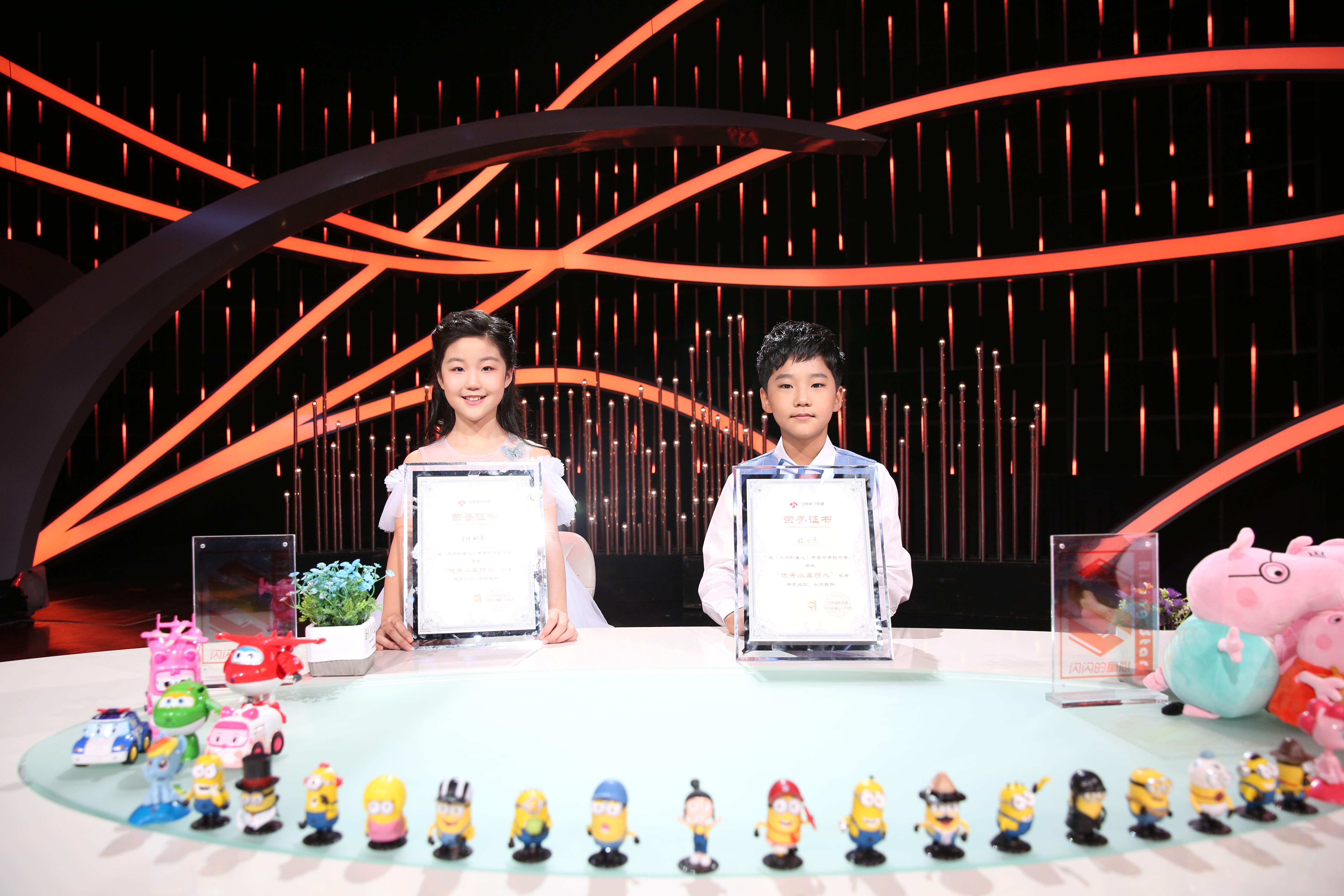 潮酷小童星杨子杰——一颗逐渐燃起的小新星