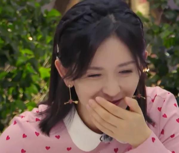 谢娜皮肤怎么那么好 (谢娜粉底厚度多少)