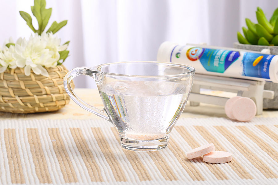 小孩吞下泡腾片死亡,两岁孩子吃泡腾片引发的悲剧