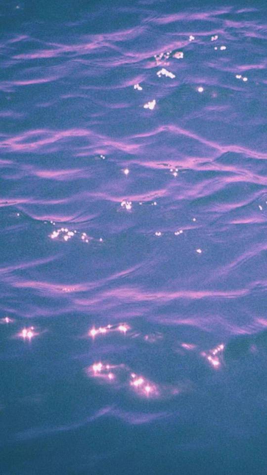 高质量vx朋友圈背景图片,vx聊天背景左绿右白