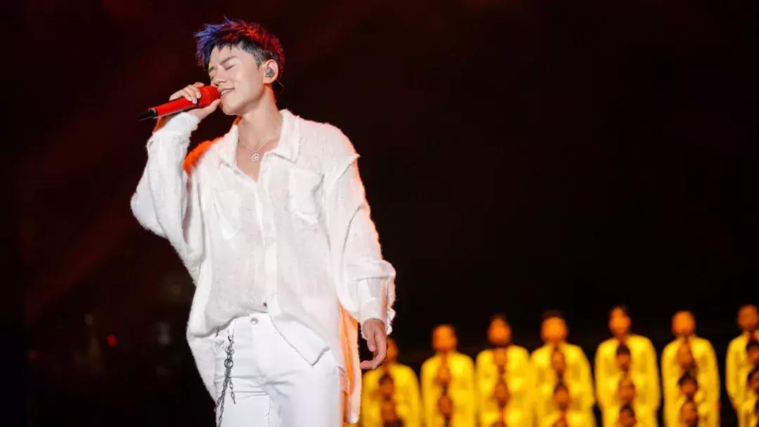 把一手好牌打烂的经历,把一手好牌打烂佼佼者