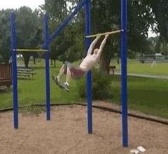 搞笑gif妹子的内心是崩溃的,搞笑gif妹子原来是个逗比