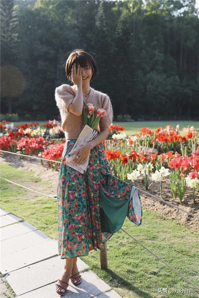 清新风碎花裙怎么搭配好看,碎花裙也一样可以穿出高级感