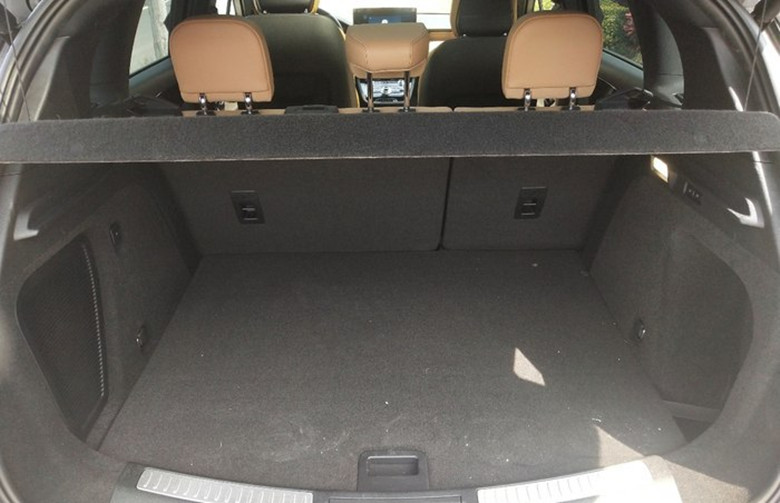 这款suv空间宽敞动力足你喜欢吗,这款豪华suv操控不输宝马