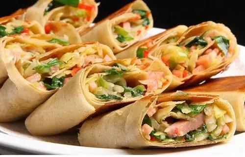 传统煎饼大概做法,山东特色煎饼的制作过程