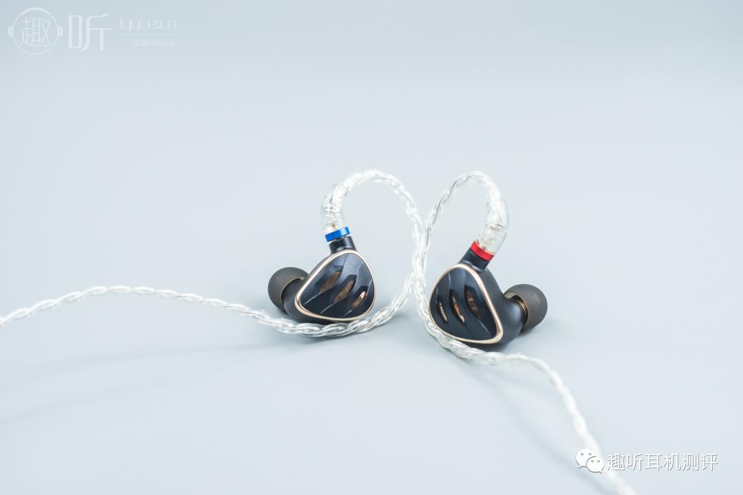 fiio飞傲f9入耳式耳机,飞傲fh5耳机对比飞傲fa7